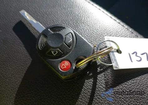 2018 Ford Escape Se from USA, damaged, VIN 1FMCU0GD9JUB59339